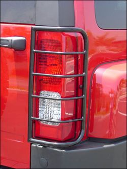HUMMER H3 STAINLESS STEEL REAR TAIL LIGHT GUARDS (BLACK)