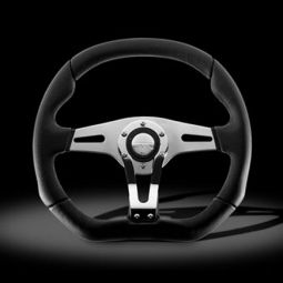 Momo Hummer H1 Trek R Steering Wheel w/Hub Adapter